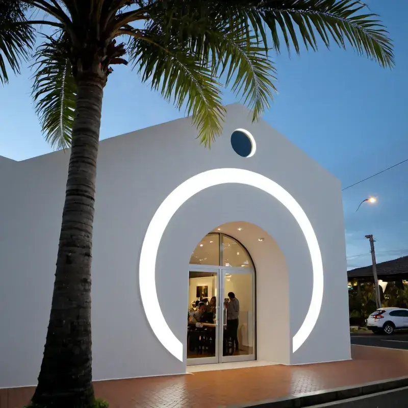 Illuminated 3D arch entrance sign for a store in Costa Rica